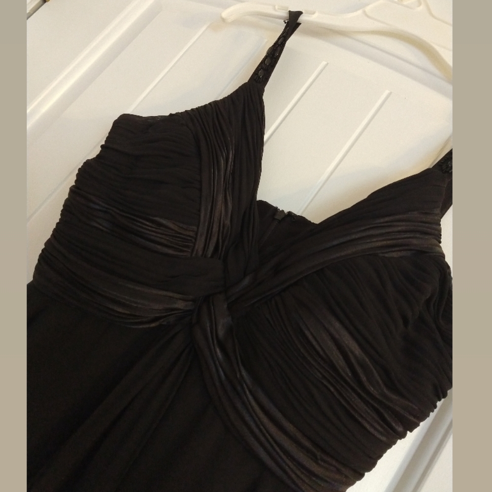 Dress - Picture 3 of 4